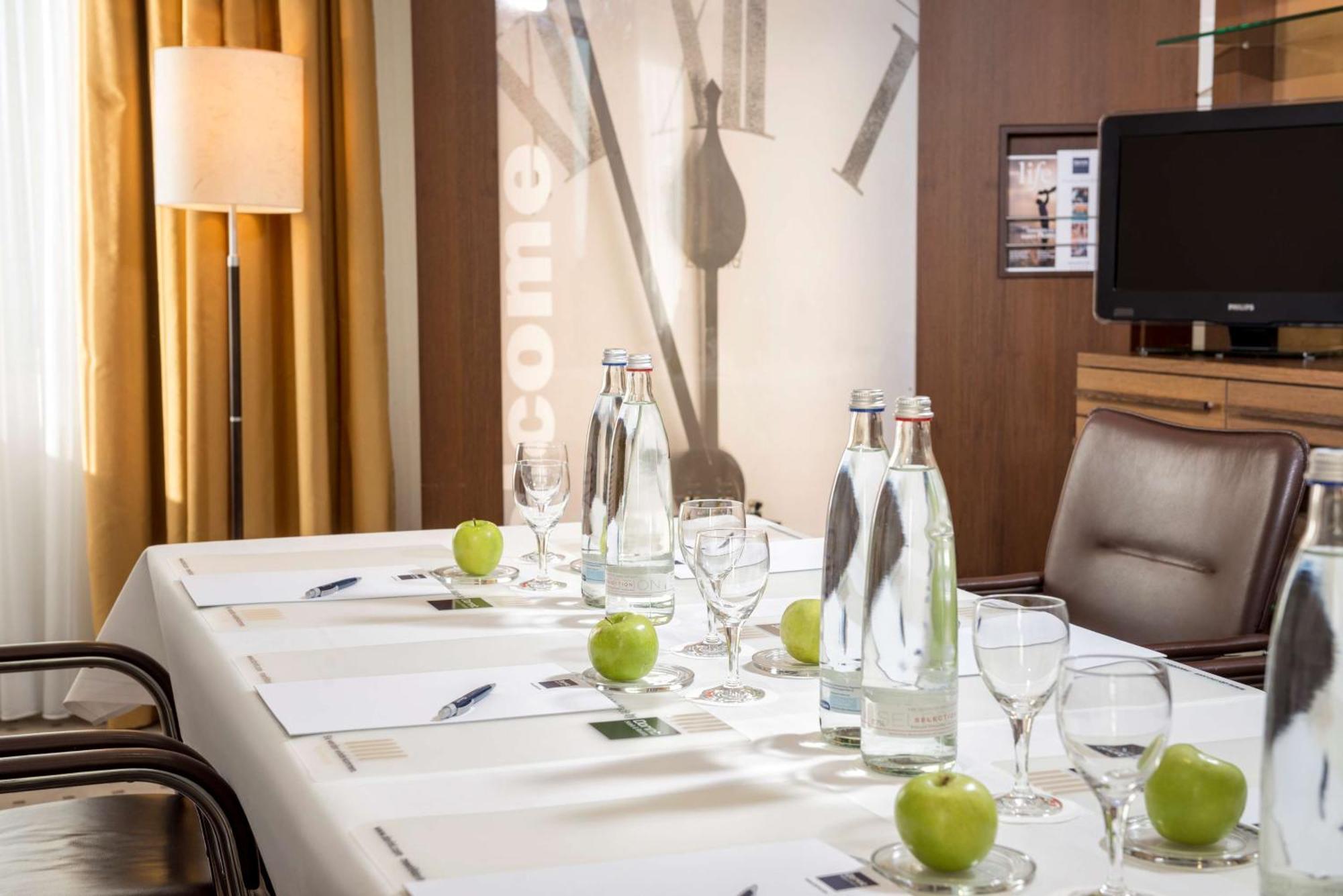 Hotel Essential By Dorint Frankfurt-Niederrad Frankfurt nad Menem Zewnętrze zdjęcie