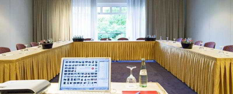 Hotel Essential By Dorint Frankfurt-Niederrad Frankfurt nad Menem Zaplecze biznesowe zdjęcie