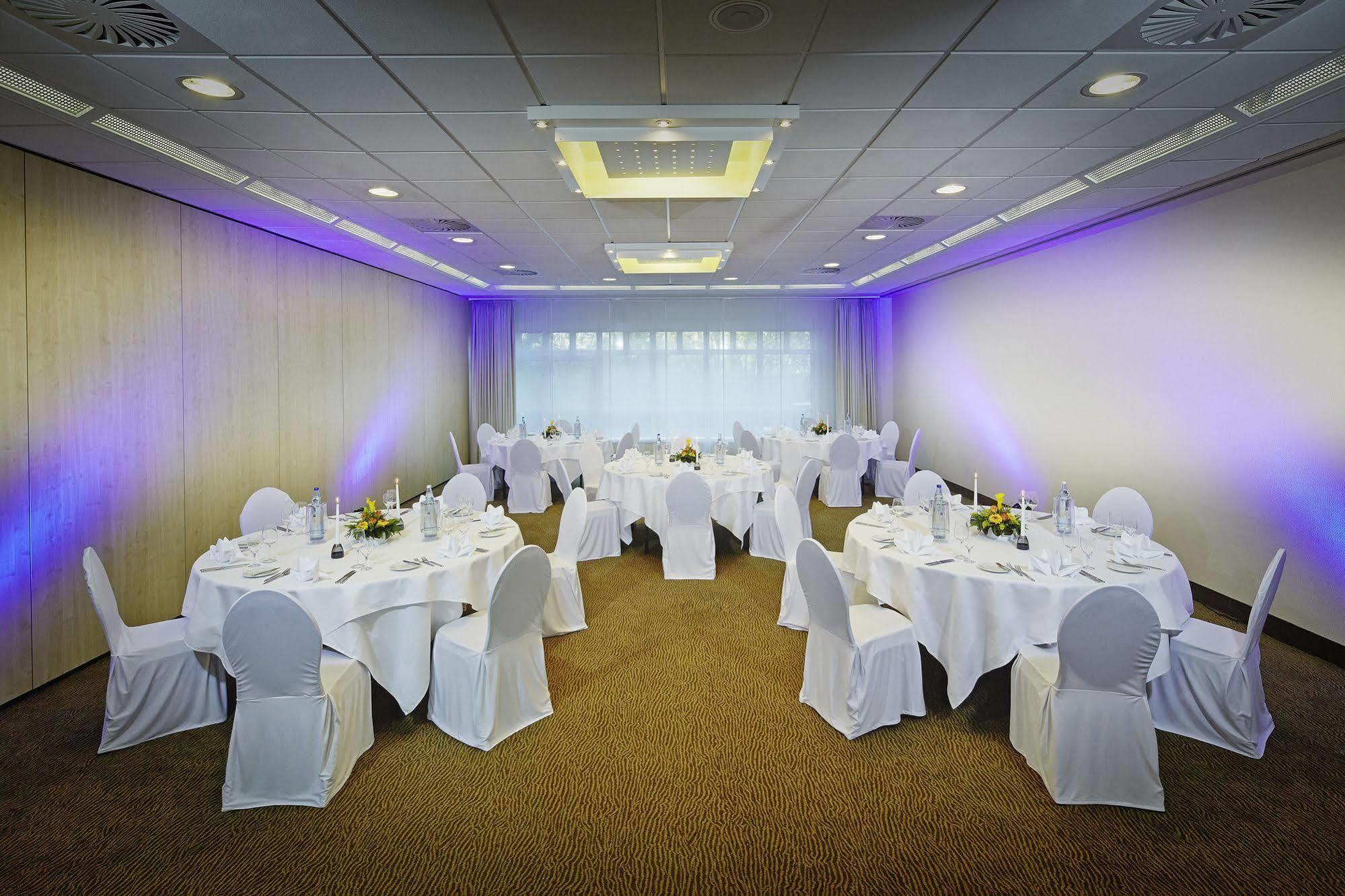 Hotel Essential By Dorint Frankfurt-Niederrad Frankfurt nad Menem Zewnętrze zdjęcie